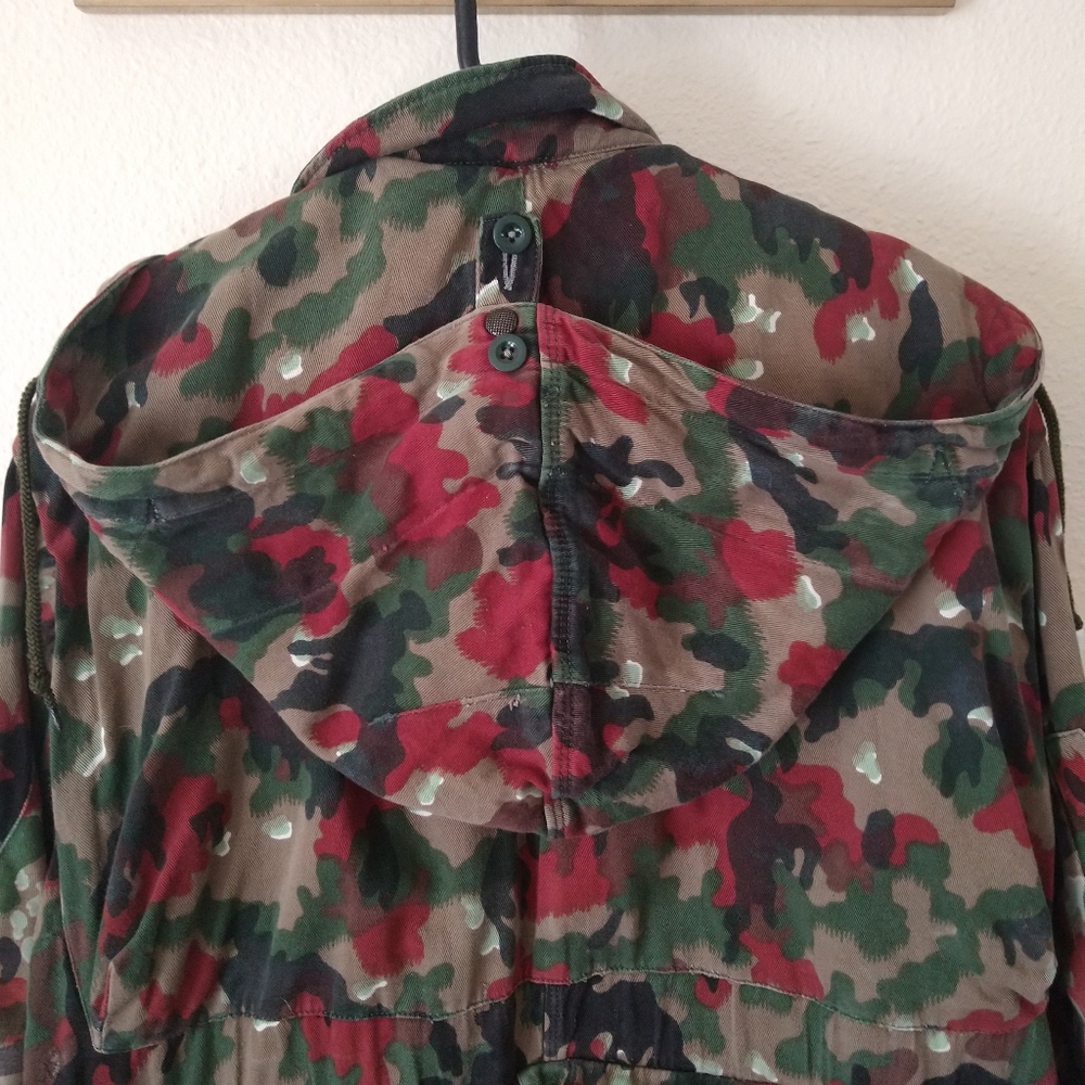 Authentic vintage Swiss Military Jacket w/rucksack